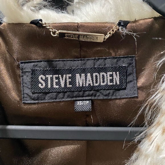 Steve Madden XS faux fur vest - Picture 4 of 4